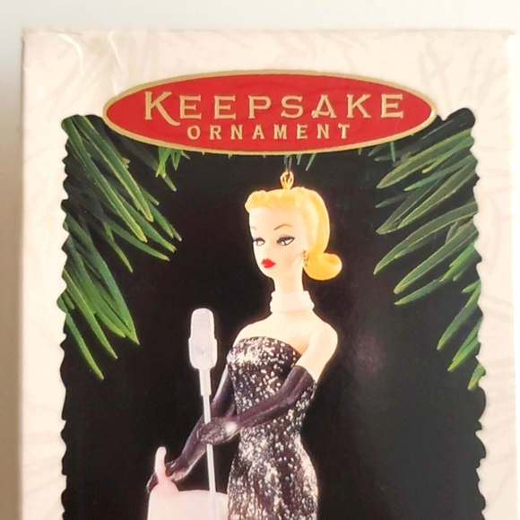 Hallmark Mattel Barbie 'Solo in the Spotlight' 1995 NIB Keepsake Collectors Set - Picture 3 of 10